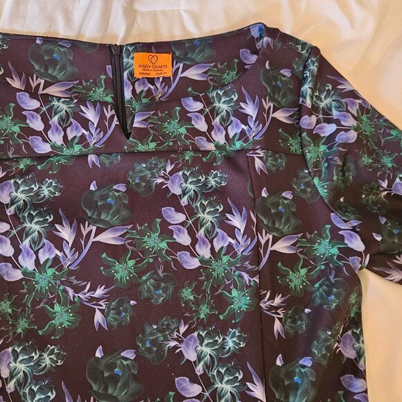 Beautiful Floral Fit and Flare Midi Dress - Picture 4 of 9